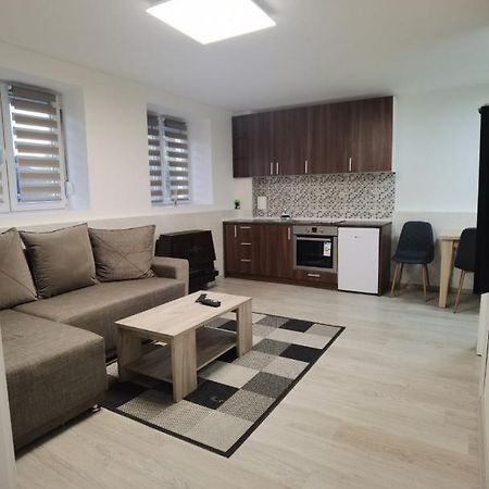 Kraguj Apartman 2 Kragujevac Dış mekan fotoğraf