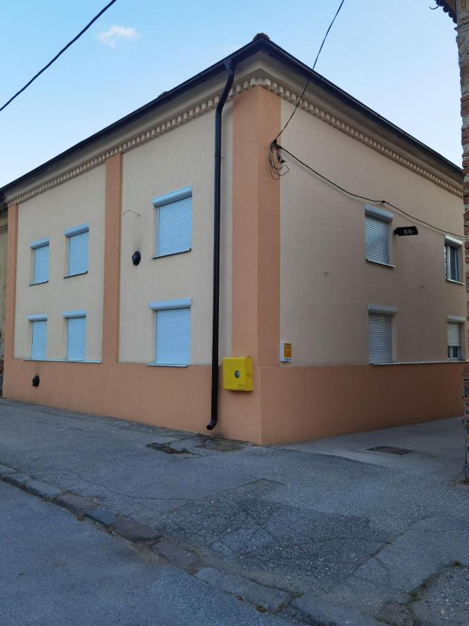 Kraguj Apartman 2 Kragujevac Dış mekan fotoğraf
